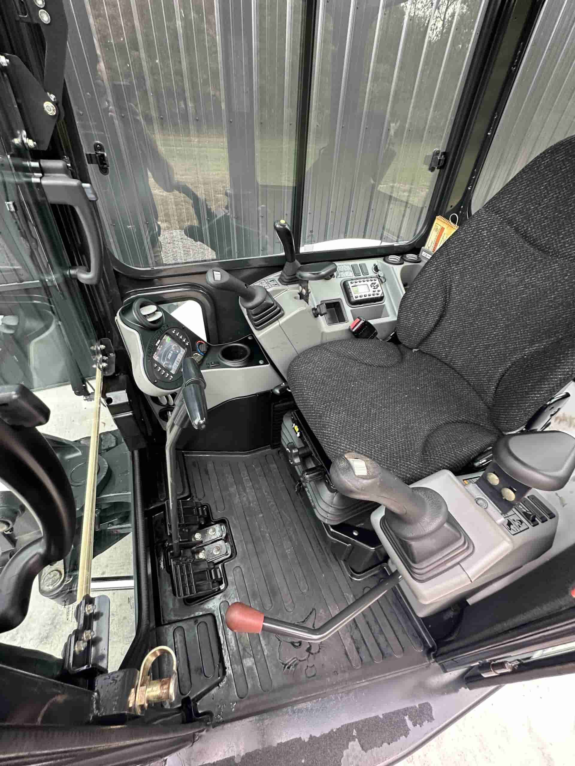 2015 BOBCAT E42
